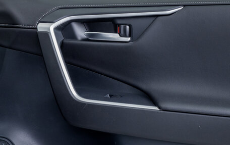 Toyota RAV4, 2021 год, 3 945 000 рублей, 12 фотография