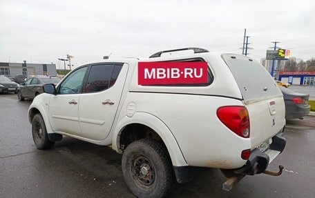 Mitsubishi L200 IV рестайлинг, 2013 год, 1 200 000 рублей, 4 фотография