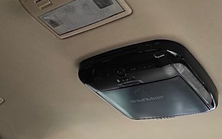 Toyota Land Cruiser 200, 2012 год, 3 999 999 рублей, 11 фотография