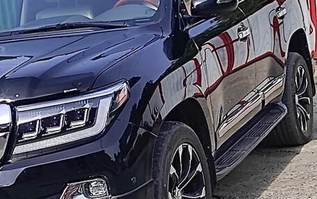 Toyota Land Cruiser 200, 2012 год, 3 999 999 рублей, 4 фотография