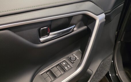 Toyota RAV4, 2025 год, 4 560 000 рублей, 21 фотография