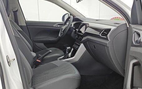 Volkswagen T-Cross I, 2021 год, 1 650 777 рублей, 13 фотография