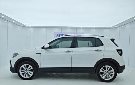 Volkswagen T-Cross I, 2021 год, 1 650 777 рублей, 9 фотография