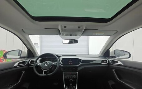 Volkswagen T-Cross I, 2021 год, 1 650 777 рублей, 12 фотография