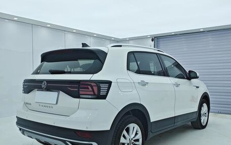 Volkswagen T-Cross I, 2021 год, 1 650 777 рублей, 6 фотография