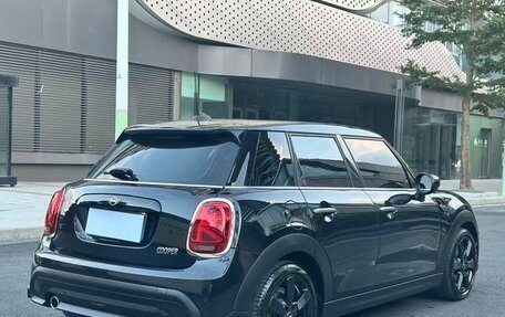 MINI Hatch, 2024 год, 3 660 999 рублей, 2 фотография