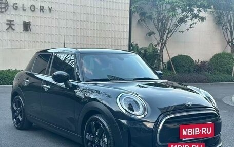 MINI Hatch, 2024 год, 3 660 999 рублей, 4 фотография