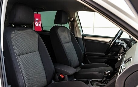 Volkswagen Tiguan II, 2020 год, 2 500 000 рублей, 16 фотография