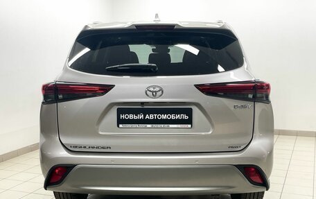Toyota Highlander, 2025 год, 6 100 000 рублей, 5 фотография
