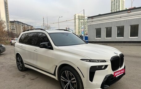 BMW X7, 2022 год, 18 500 000 рублей, 2 фотография