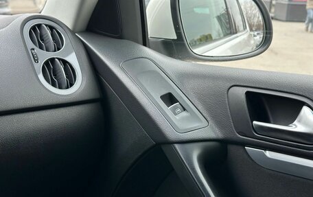 Volkswagen Tiguan I, 2011 год, 1 299 000 рублей, 30 фотография