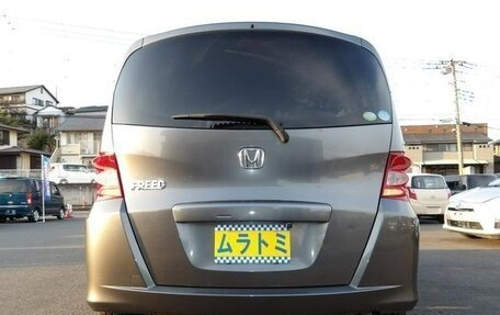 Honda Freed I, 2010 год, 670 000 рублей, 7 фотография