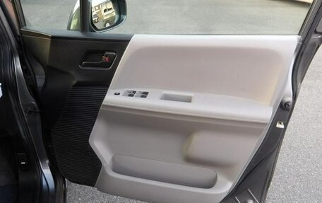 Honda Freed I, 2010 год, 670 000 рублей, 27 фотография