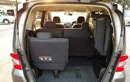 Honda Freed I, 2010 год, 670 000 рублей, 26 фотография