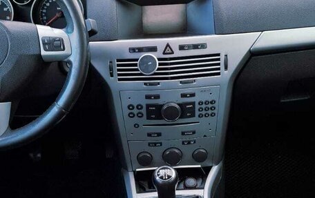 Opel Astra H, 2011 год, 300 000 рублей, 13 фотография