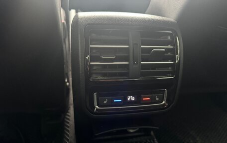 Volkswagen Passat B8 рестайлинг, 2016 год, 1 700 000 рублей, 17 фотография