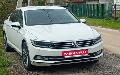 Volkswagen Passat B8 рестайлинг, 2016 год, 1 700 000 рублей, 21 фотография