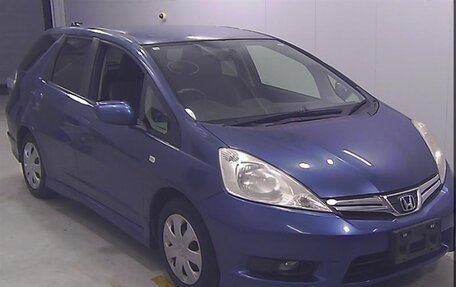 Honda Fit Shuttle I рестайлинг, 2012 год, 730 000 рублей, 2 фотография