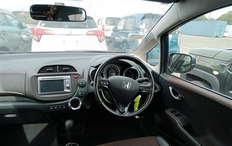 Honda Fit Shuttle I рестайлинг, 2012 год, 730 000 рублей, 28 фотография