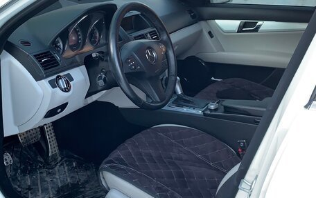 Mercedes-Benz C-Класс, 2008 год, 1 200 000 рублей, 9 фотография