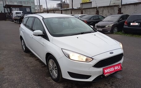 Ford Focus III, 2018 год, 975 000 рублей, 2 фотография