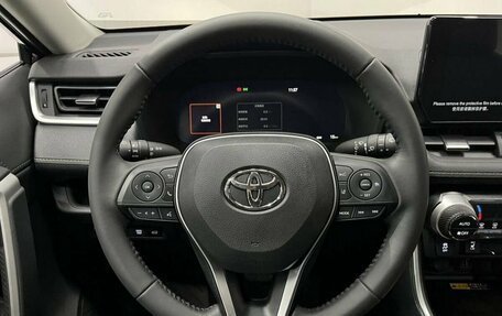 Toyota RAV4, 2025 год, 4 169 000 рублей, 12 фотография