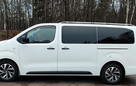 Peugeot Traveller I, 2021 год, 4 380 000 рублей, 3 фотография