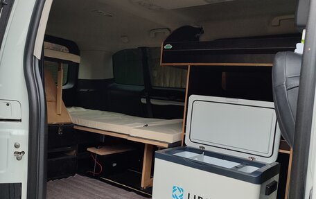 Peugeot Traveller I, 2021 год, 4 380 000 рублей, 26 фотография