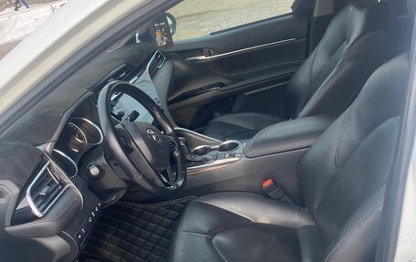 Toyota Camry, 2020 год, 3 300 000 рублей, 8 фотография