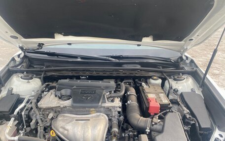 Toyota Camry, 2020 год, 3 300 000 рублей, 7 фотография