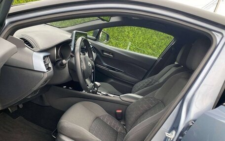 Toyota C-HR I рестайлинг, 2021 год, 1 690 000 рублей, 15 фотография