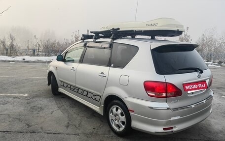 Toyota Ipsum II, 2002 год, 960 000 рублей, 2 фотография