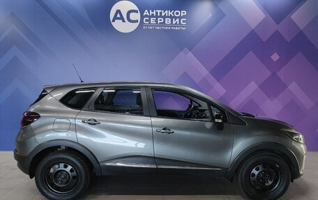 Renault Kaptur I рестайлинг, 2016 год, 1 030 000 рублей, 5 фотография