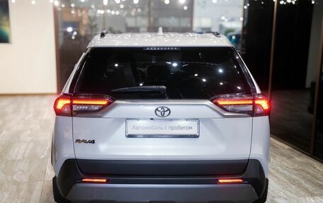 Toyota RAV4, 2019 год, 2 980 000 рублей, 4 фотография