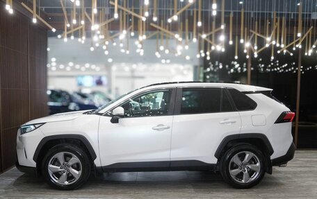 Toyota RAV4, 2019 год, 2 980 000 рублей, 5 фотография