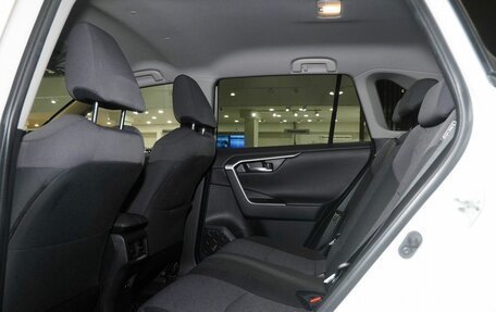 Toyota RAV4, 2019 год, 2 980 000 рублей, 10 фотография