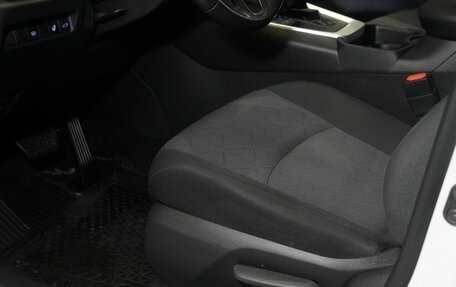 Toyota RAV4, 2019 год, 2 980 000 рублей, 9 фотография