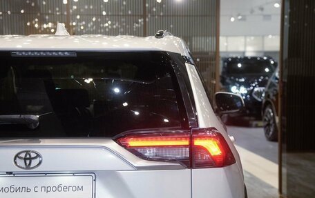 Toyota RAV4, 2019 год, 2 980 000 рублей, 12 фотография