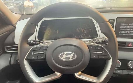 Hyundai Elantra, 2025 год, 1 852 000 рублей, 9 фотография