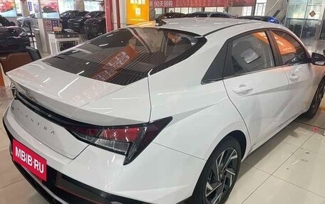 Hyundai Elantra, 2025 год, 1 852 000 рублей, 4 фотография