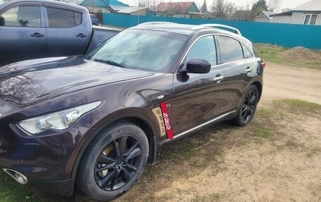 Infiniti QX70, 2015 год, 1 750 000 рублей, 3 фотография
