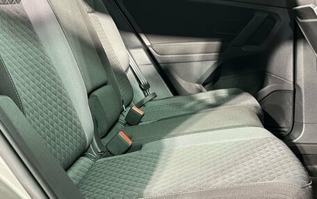 Volkswagen Tiguan II, 2019 год, 2 050 000 рублей, 17 фотография