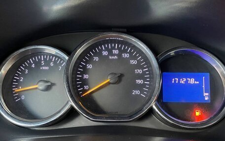 Renault Logan II, 2017 год, 499 000 рублей, 16 фотография