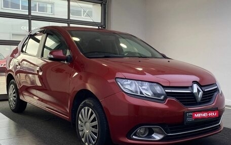 Renault Logan II, 2017 год, 499 000 рублей, 3 фотография