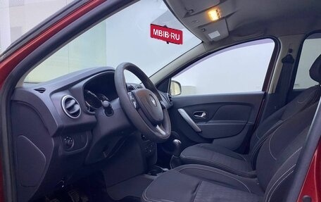 Renault Logan II, 2017 год, 499 000 рублей, 20 фотография