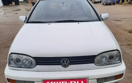 Volkswagen Golf III, 1998 год, 230 000 рублей, 1 фотография