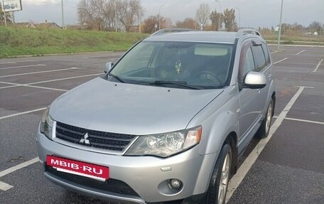 Mitsubishi Outlander III рестайлинг 3, 2008 год, 1 050 000 рублей, 3 фотография