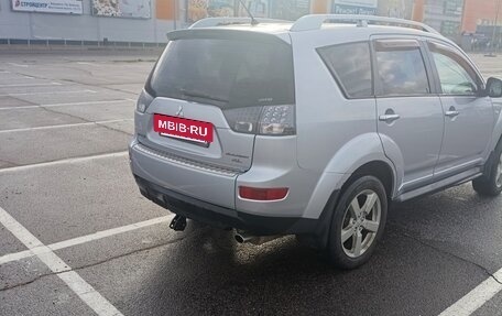 Mitsubishi Outlander III рестайлинг 3, 2008 год, 1 050 000 рублей, 4 фотография