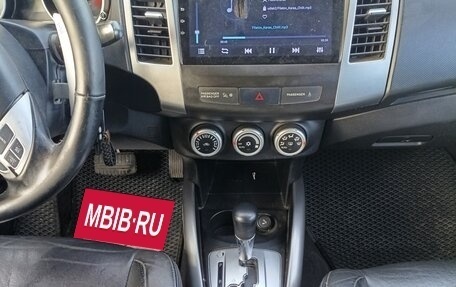 Mitsubishi Outlander III рестайлинг 3, 2008 год, 1 050 000 рублей, 6 фотография