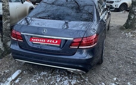 Mercedes-Benz E-Класс, 2015 год, 2 300 000 рублей, 5 фотография